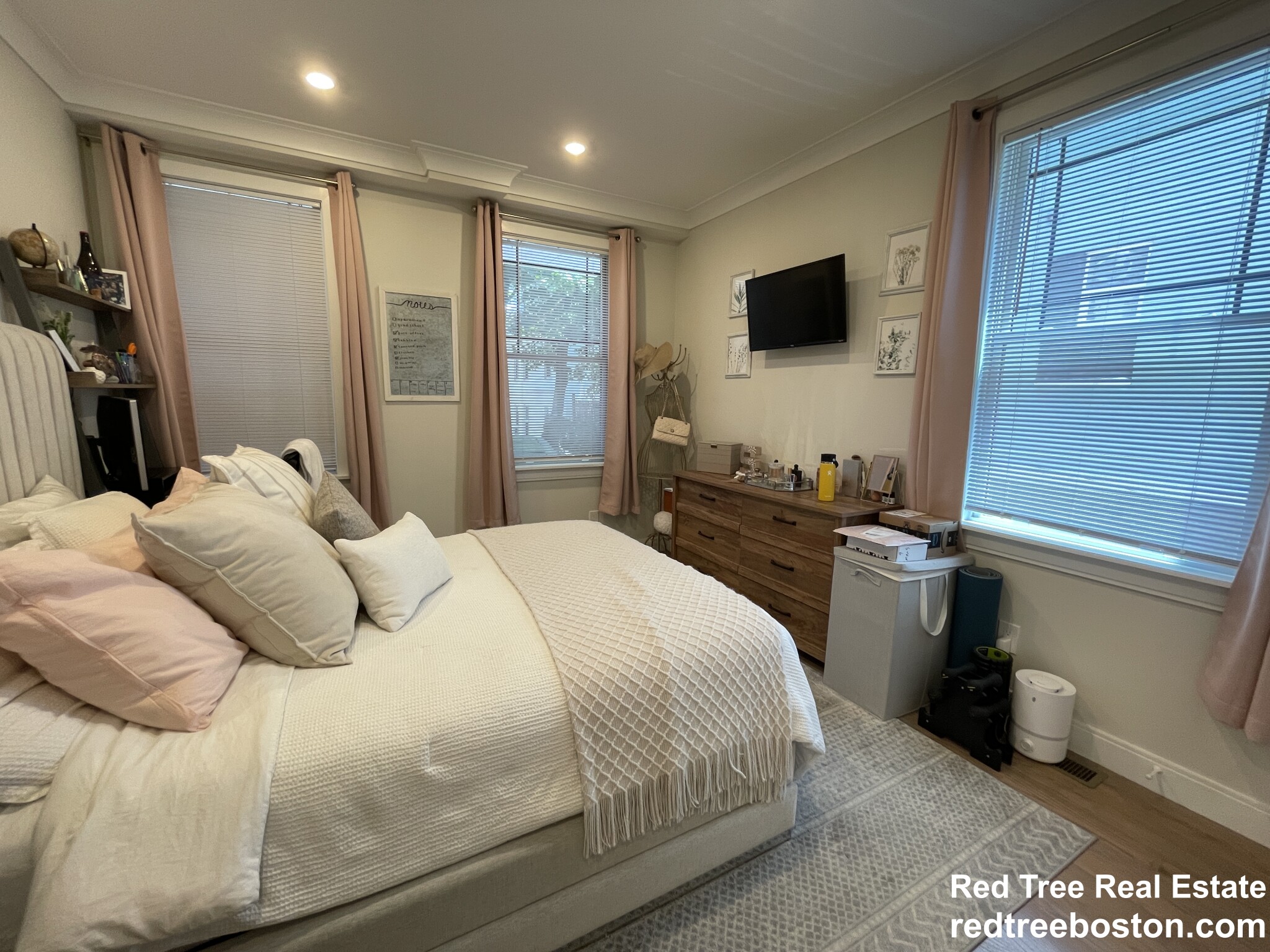 9 Mansfield St, Allston