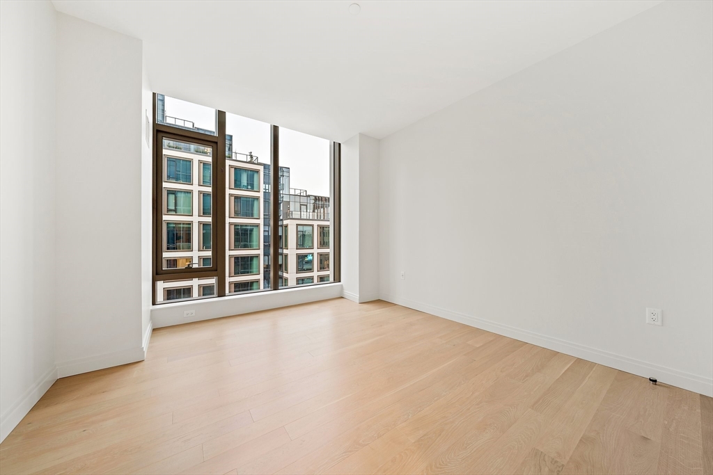 135 Seaport Blvd, Seaport District