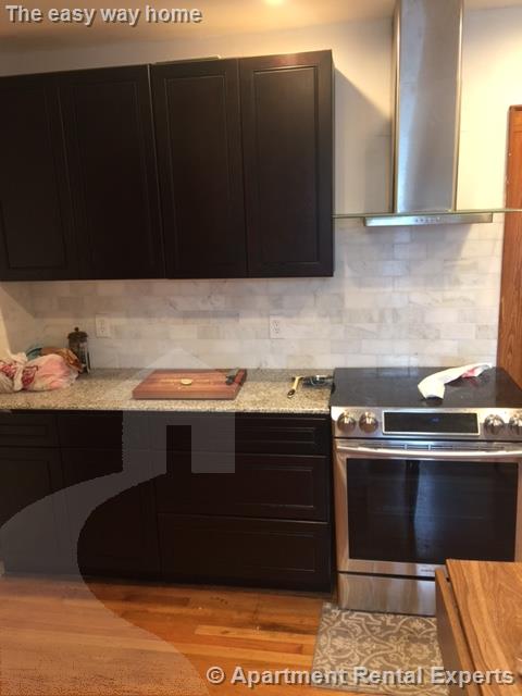 14 Renfrew St, Tufts