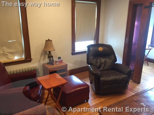 14 Renfrew St, Tufts