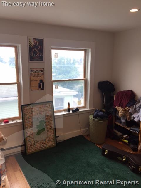 14 Renfrew St, Tufts