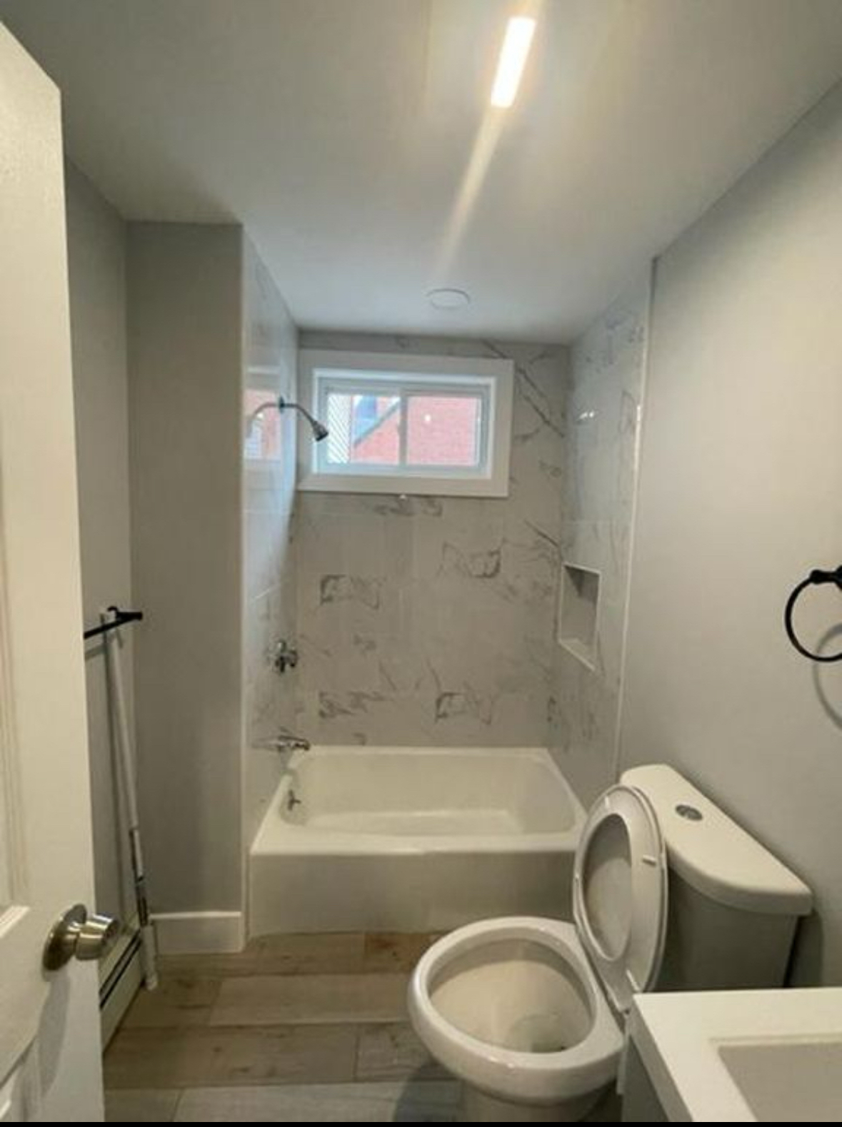 11 Pearl Ter, East Somerville