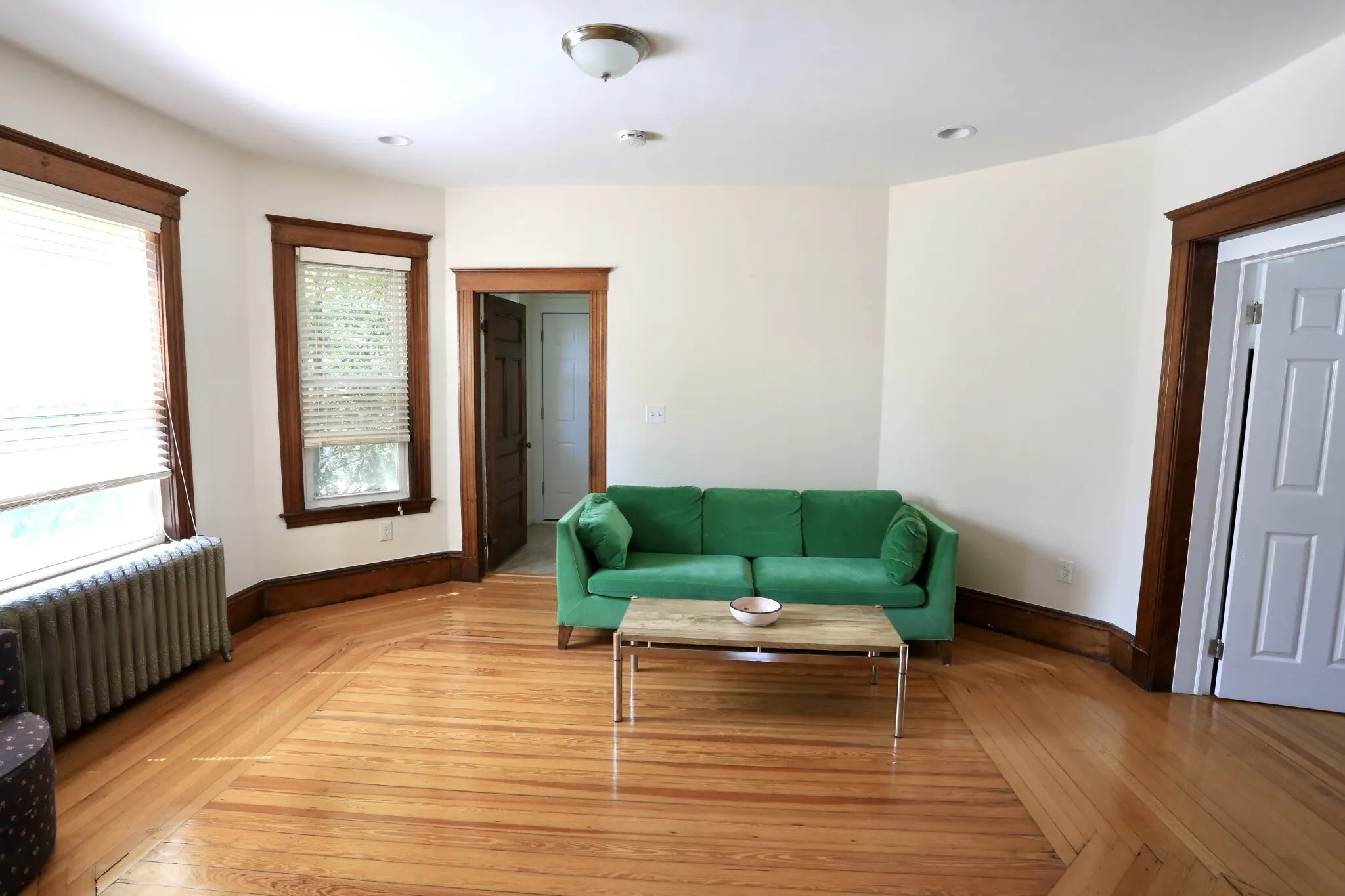 124 Forest St, Medford