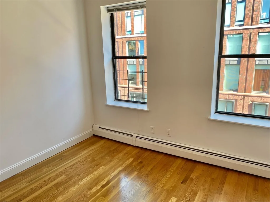 225 East Berkeley St, South End