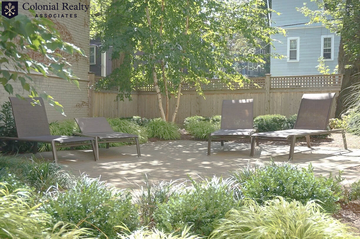 1850 Commonwealth Ave, Brighton