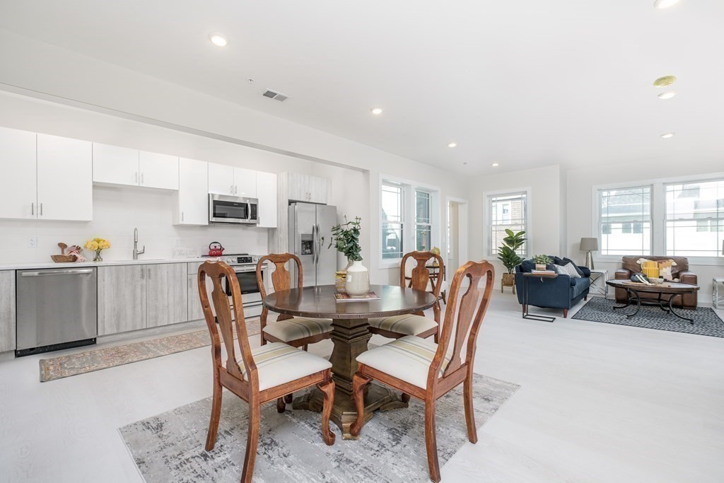 1540 North Shore Rd, Revere