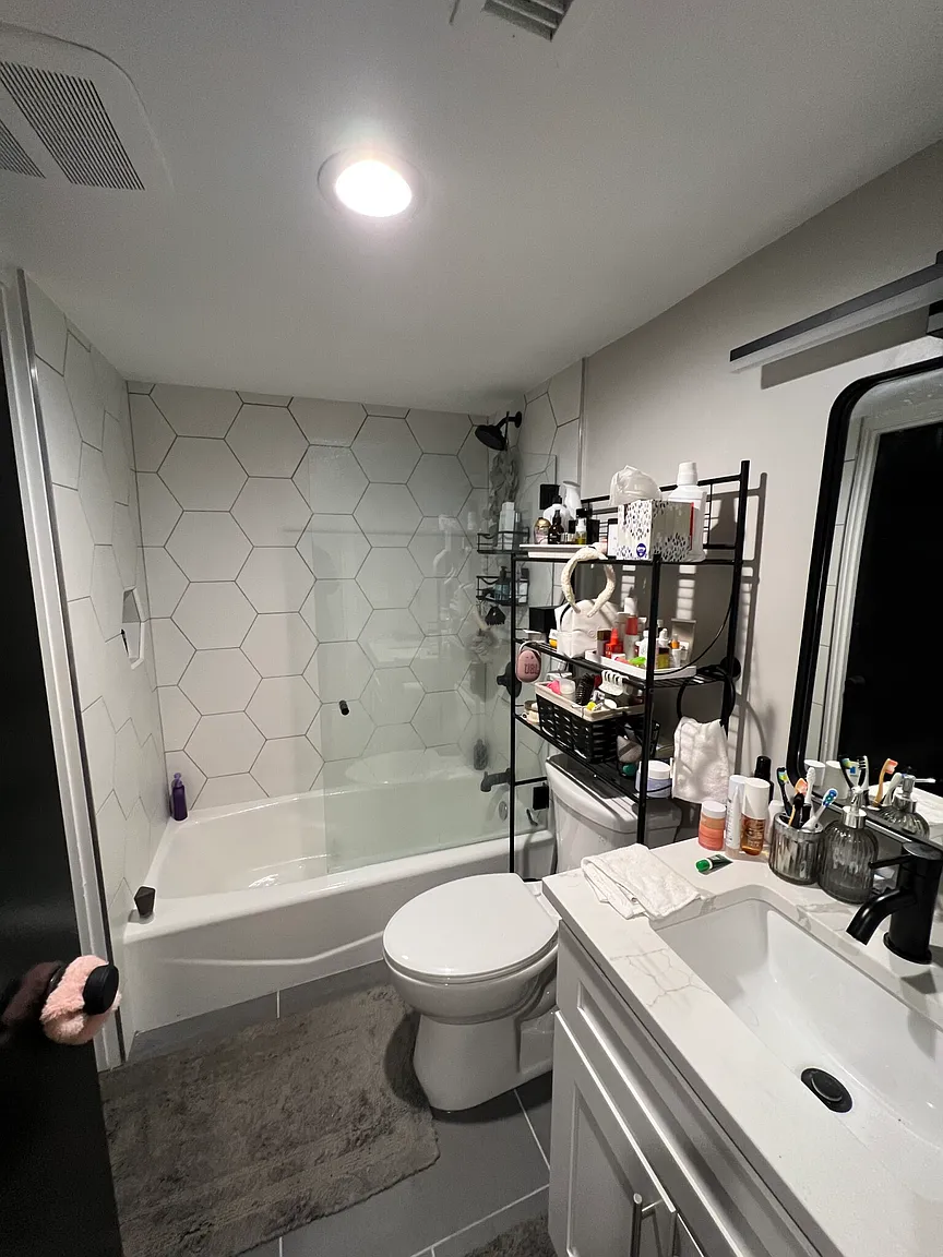 1661 Washington St, South End