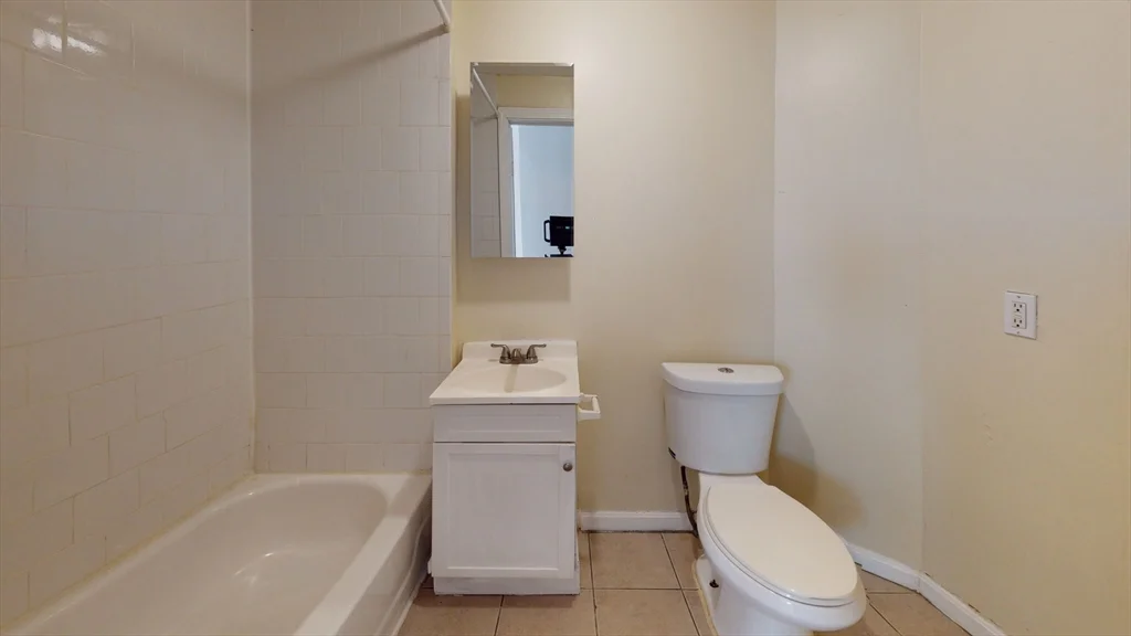 17 Langdon St, South Boston