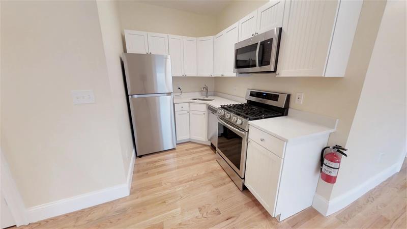 87 Morrison Ave, Powder House Square