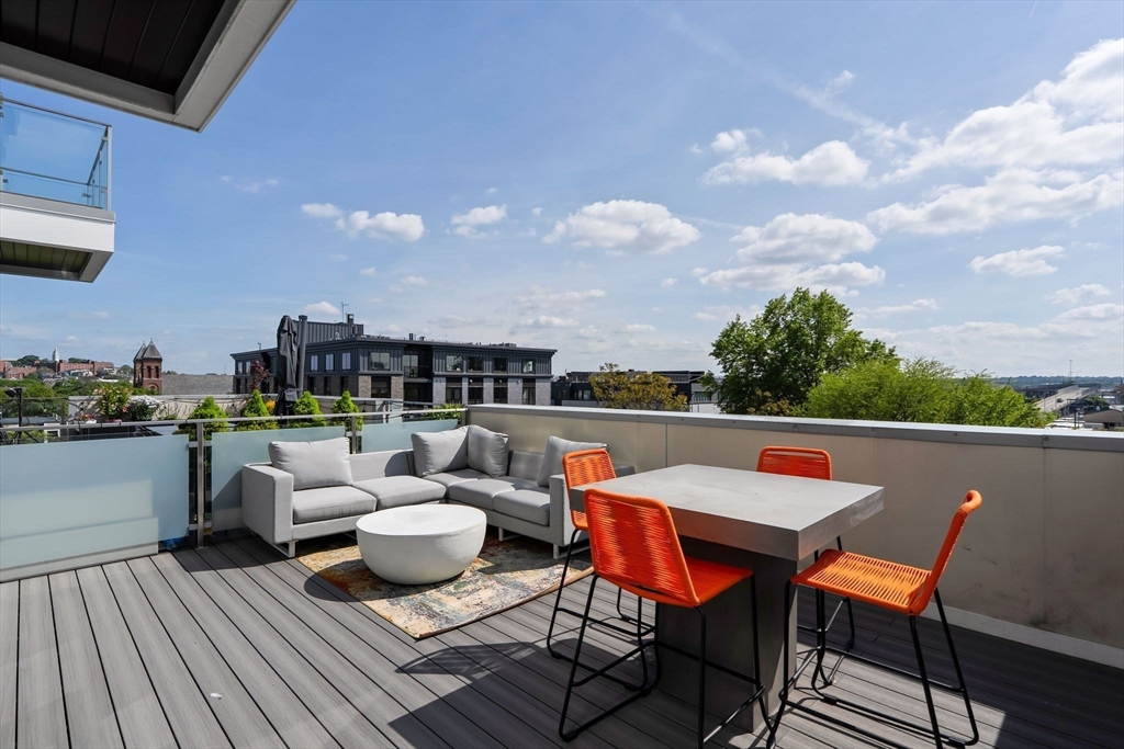 20 W 5th, South Boston