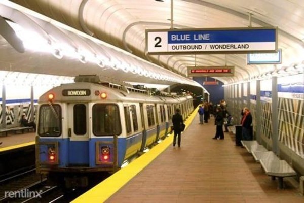 364 0cean Ave, Revere