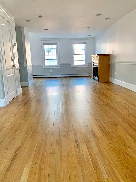 2 bed, 2 bath apartment for rent at 219 2nd St Unit 2, South Boston — photo 11 of 11
