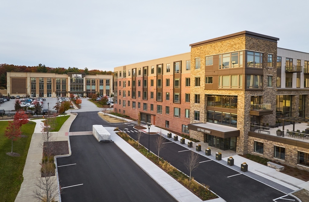 20 4th Ave, Burlington