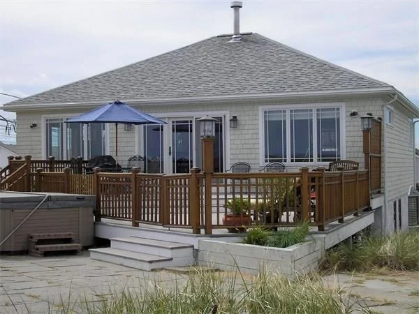 23 53rd, Plum Island