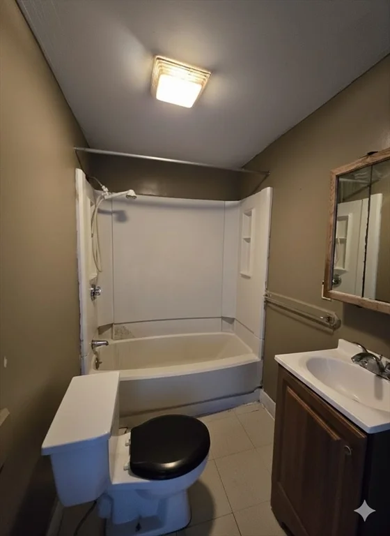 254 Oakland, Springfield