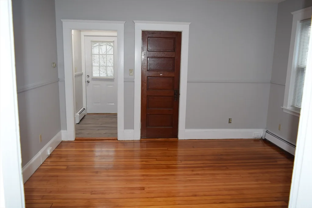 12 Arthur Ave, Quincy