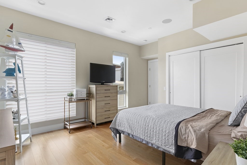 488 Dorchester Ave, South Boston