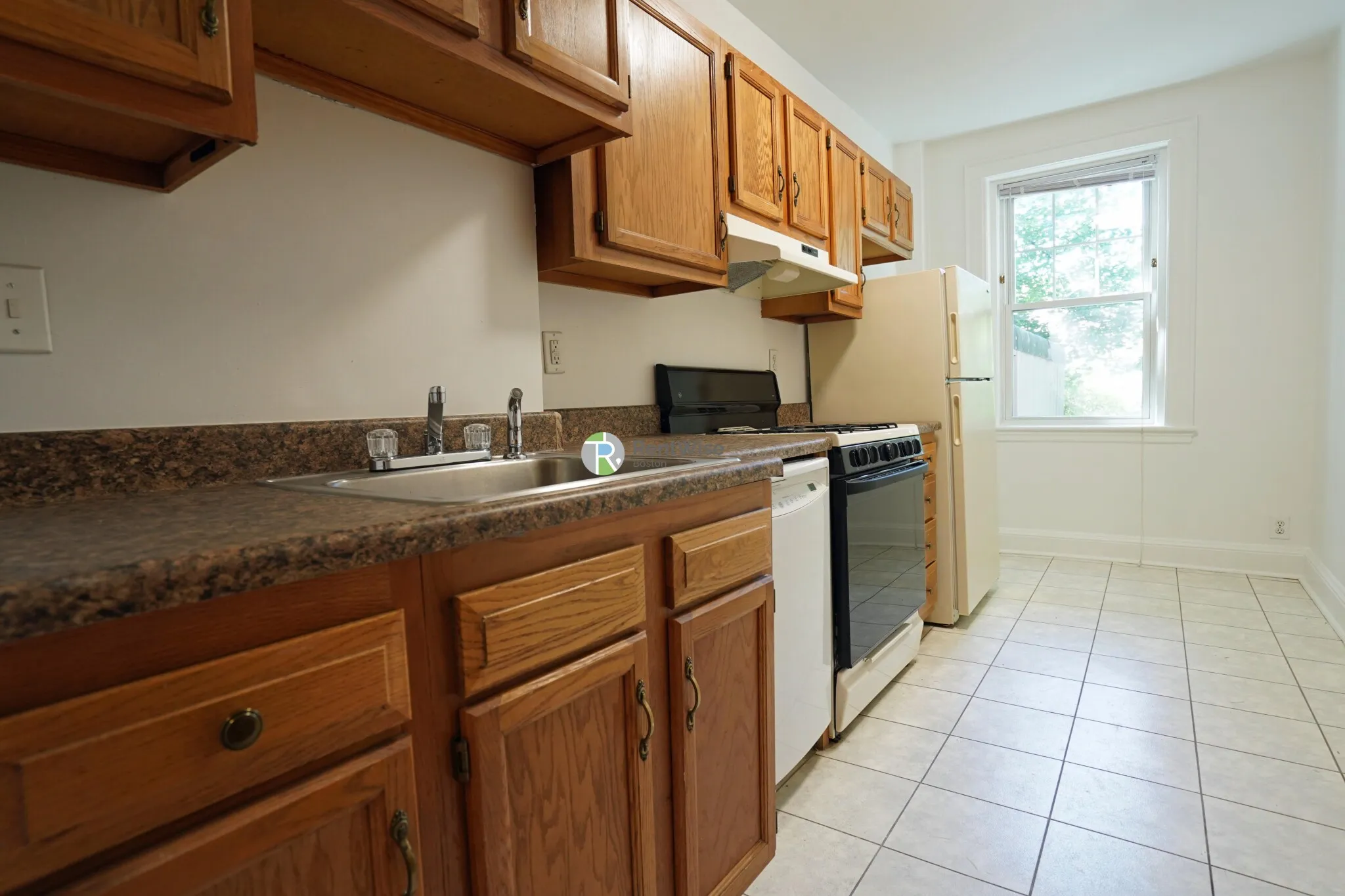 100 Kilsyth Rd, Brighton