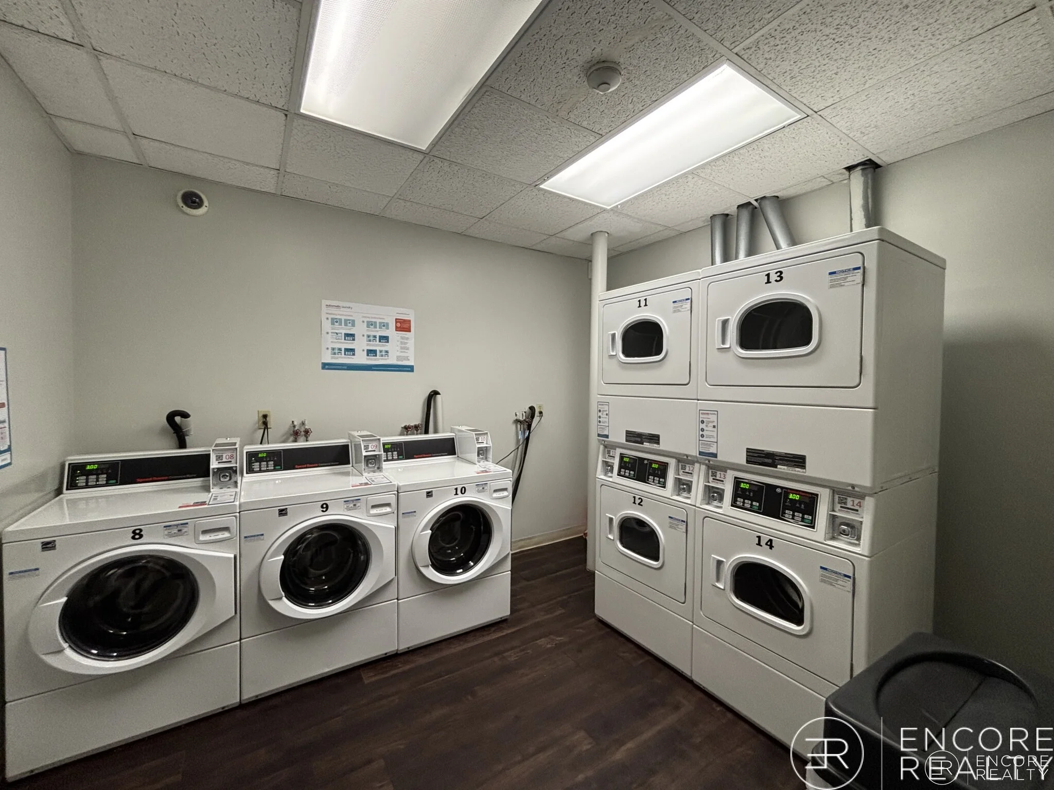 833 Beacon St, Fenway