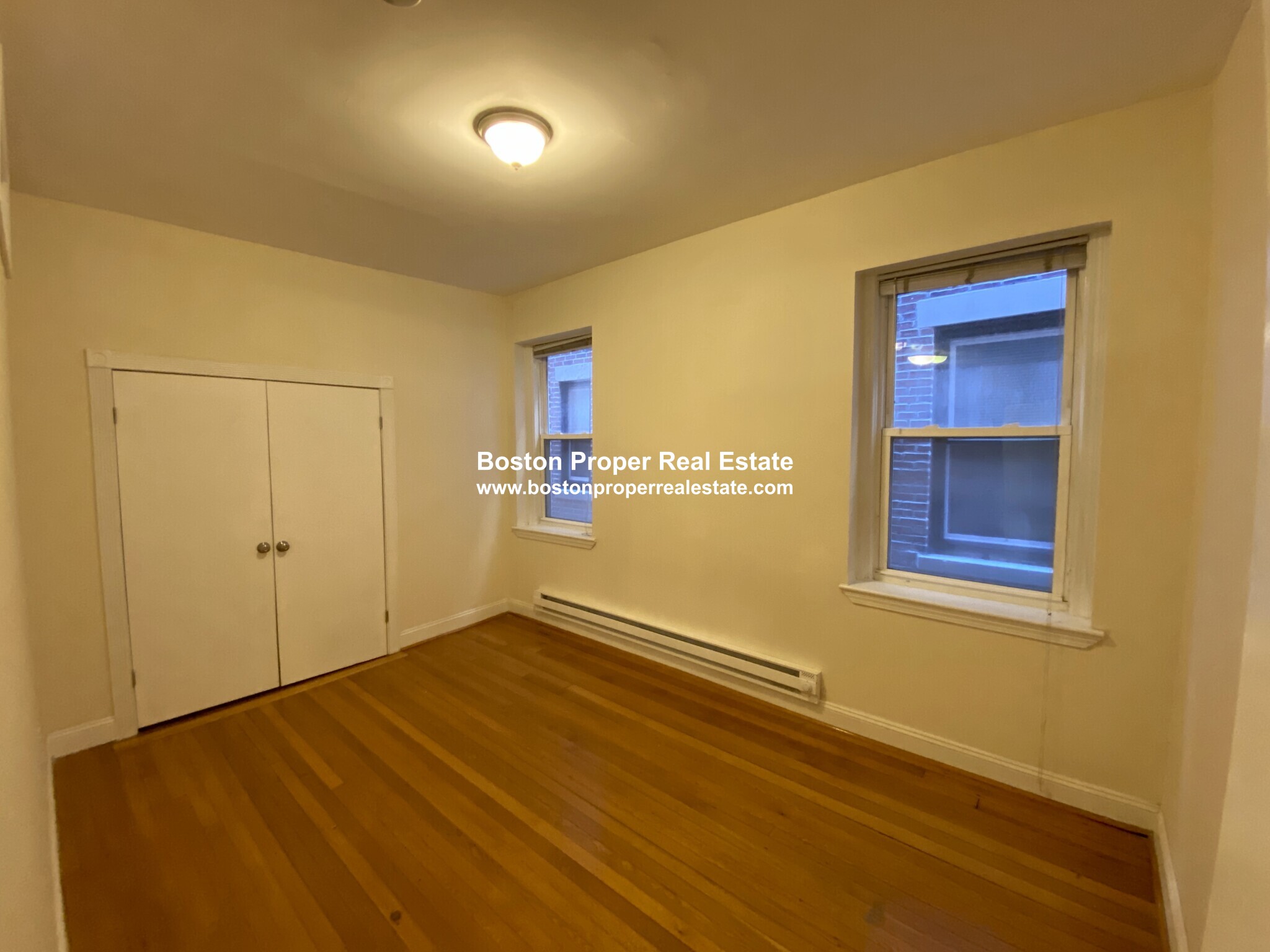 19 Aberdeen St, Fenway