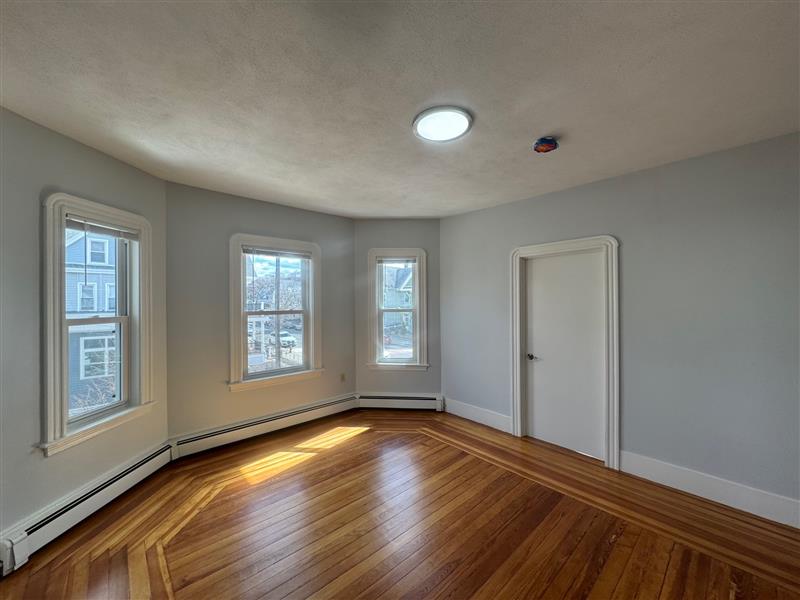 325 Highland Ave, Powder House Square