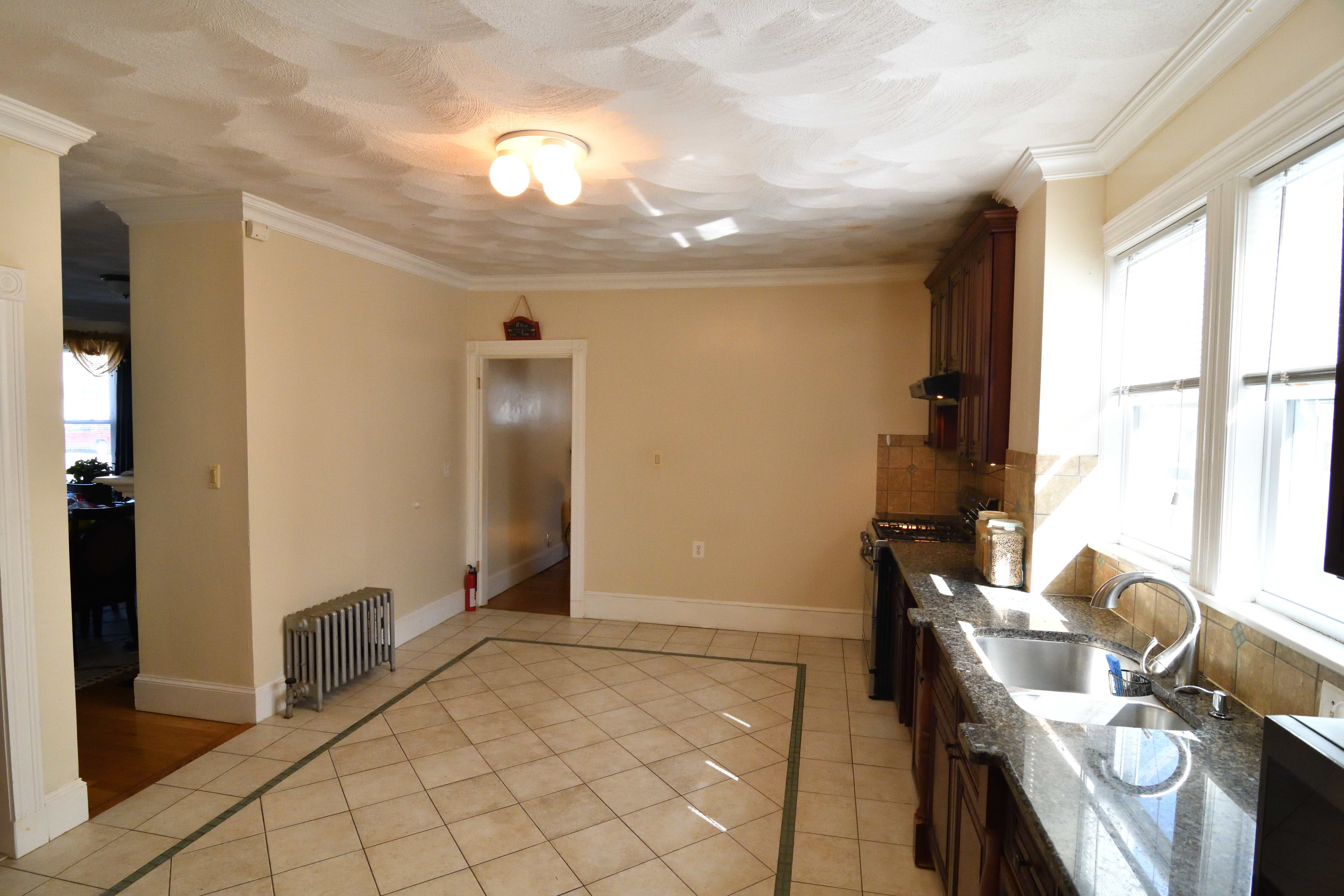 5 bed, 3 bath apartment for rent at 592 Park Unit House, Dorchester — photo 8 of 21