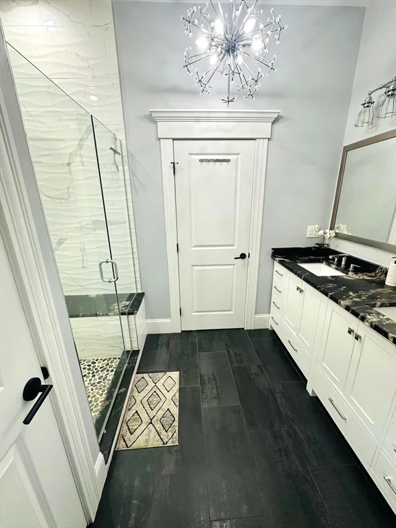 12 S Mason St, Salem