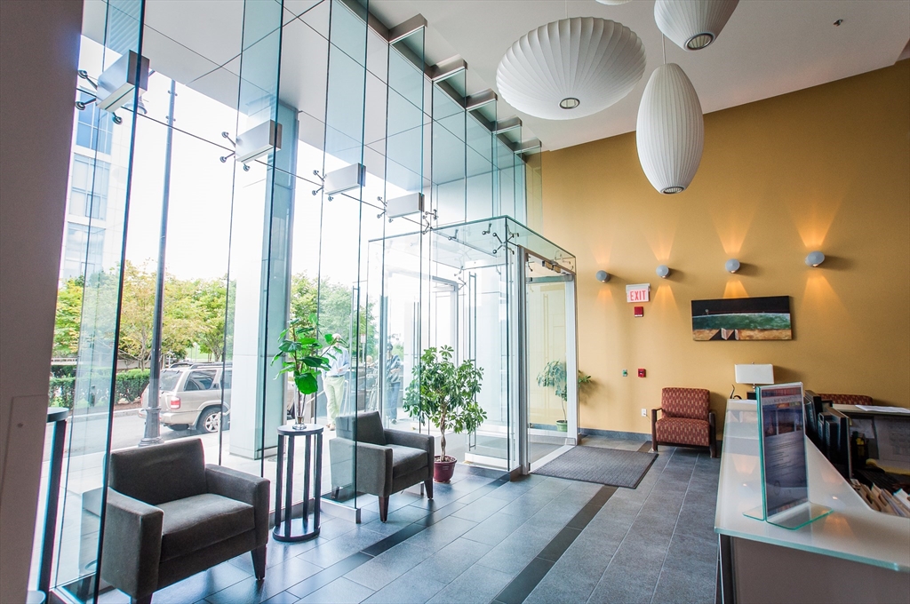 2 Earhart St, East Cambridge