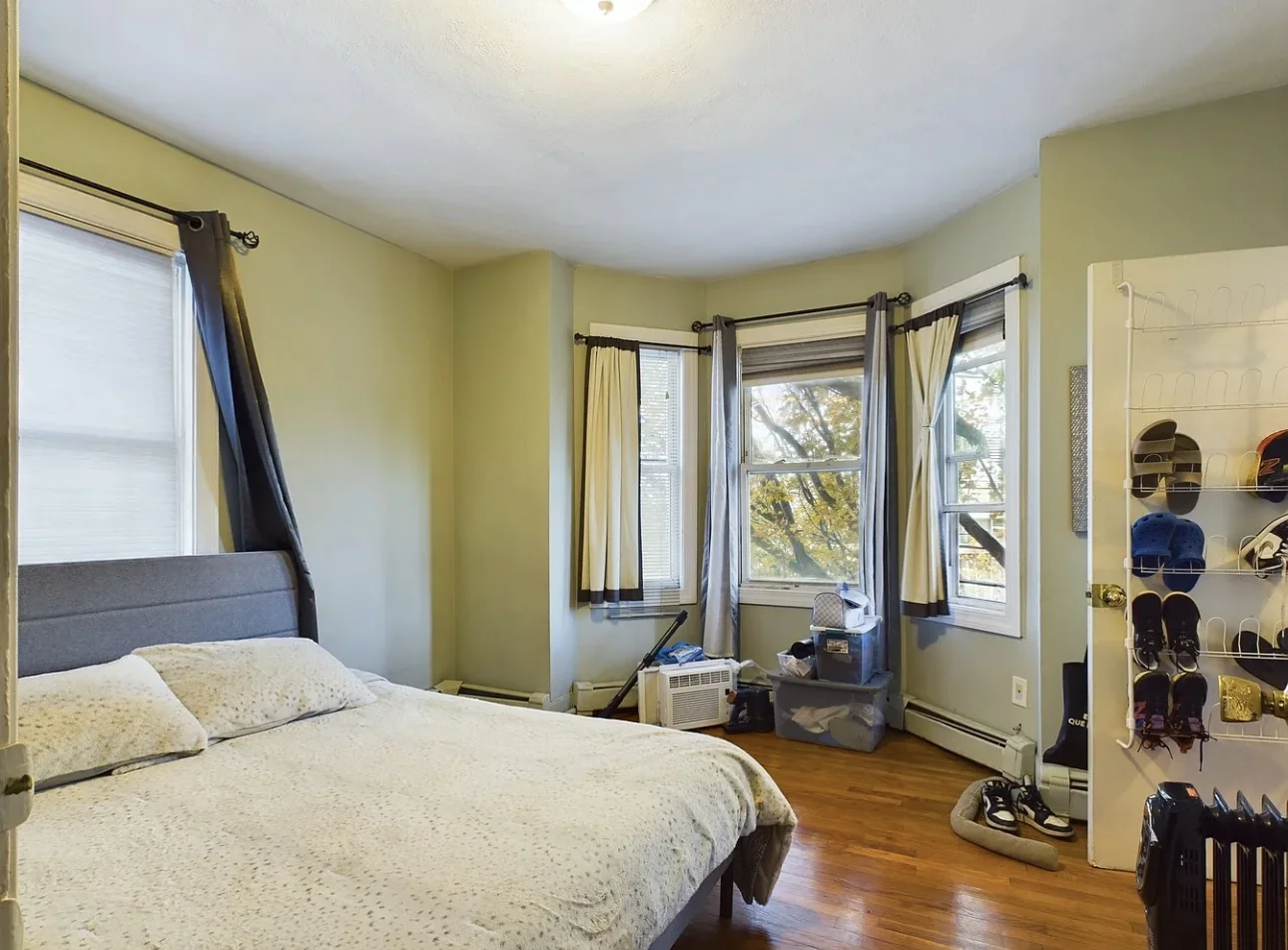 239 Tremont St, Ward Two