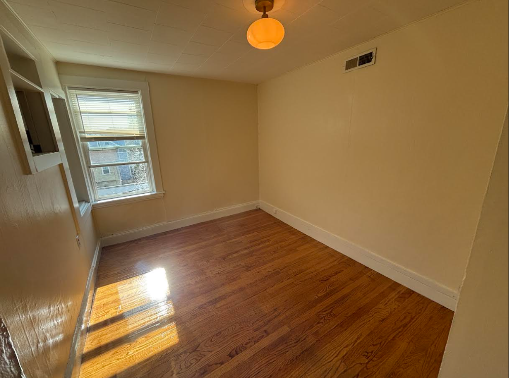 30 Hanson St, Ward Two