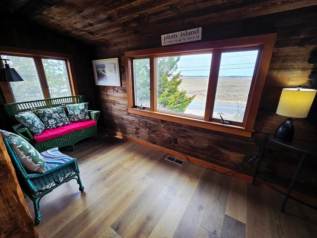 11 Sunset Dr, Plum Island