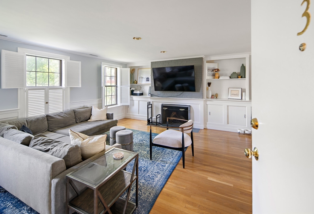 1 Devens St, Charlestown