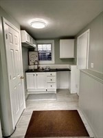 18 Spring Valley Rd, Burlington