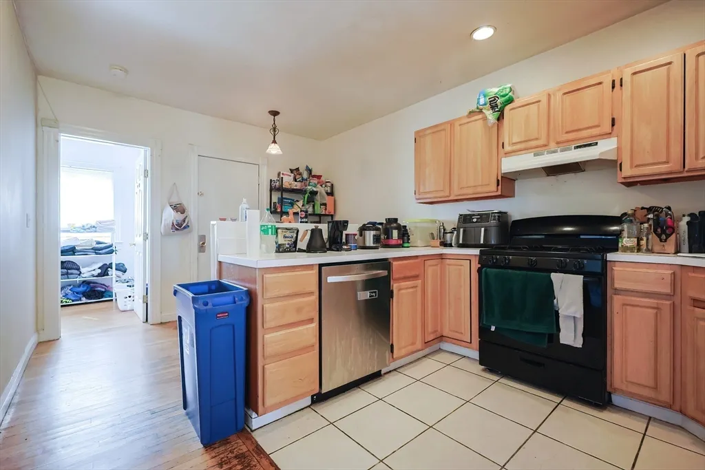 35 Adamson St, Allston