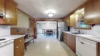 37 Eames St, North Reading