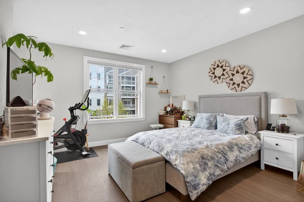 320 Middlesex Ave, Wellington