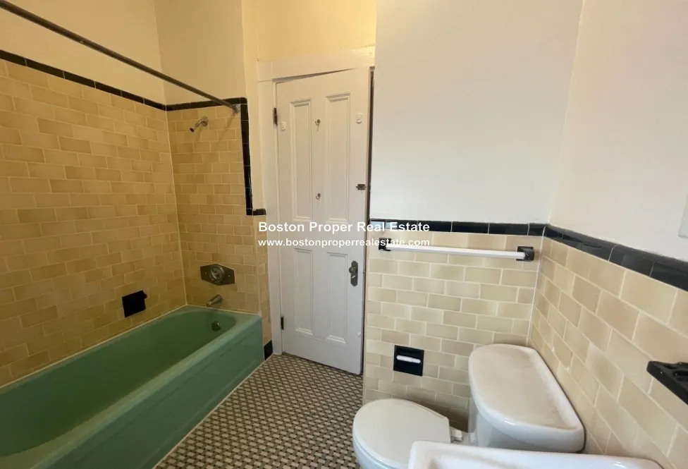 504 Beacon St, Back Bay