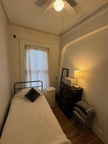 2 Wellington St, South End