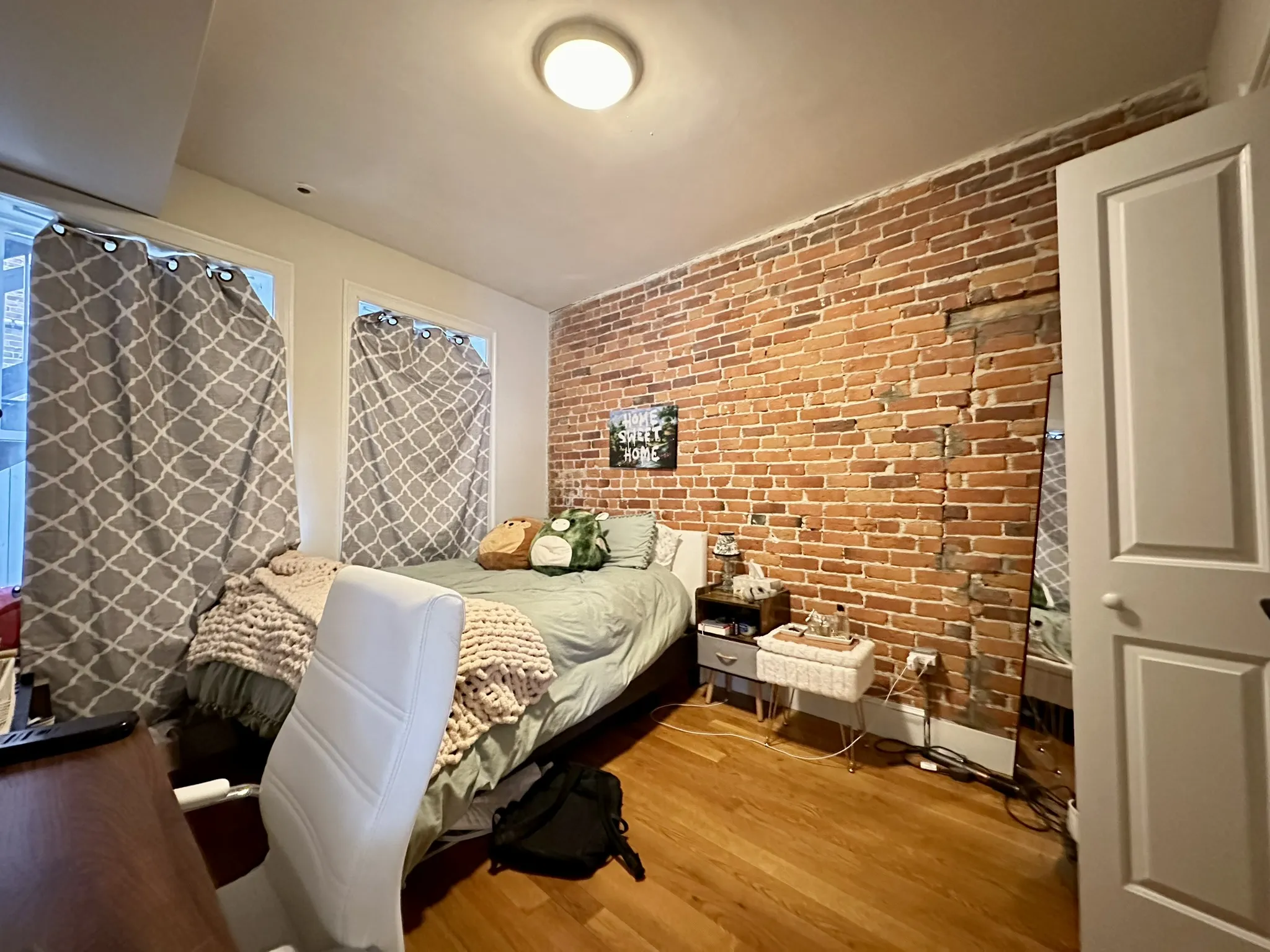 836 Huntington Ave, Mission Hill