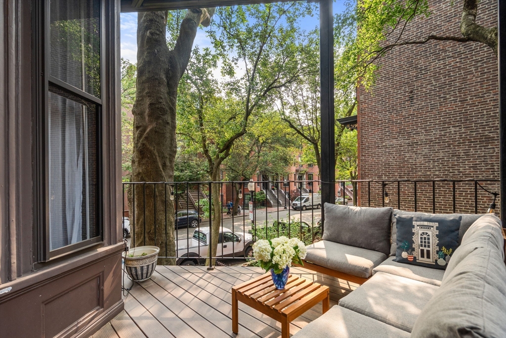 496 Columbus Ave, South End