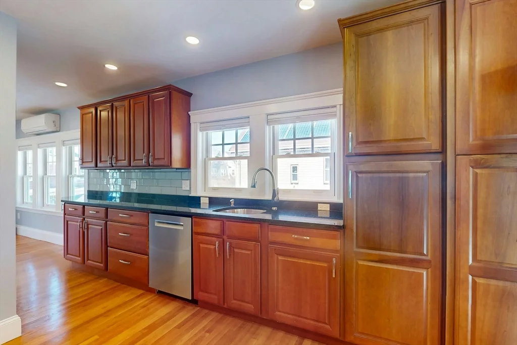 170 Savin Hill Ave, Dorchester