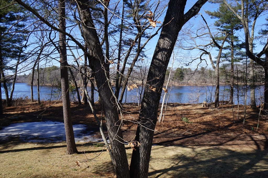 203 Wellman Ave, Chelmsford