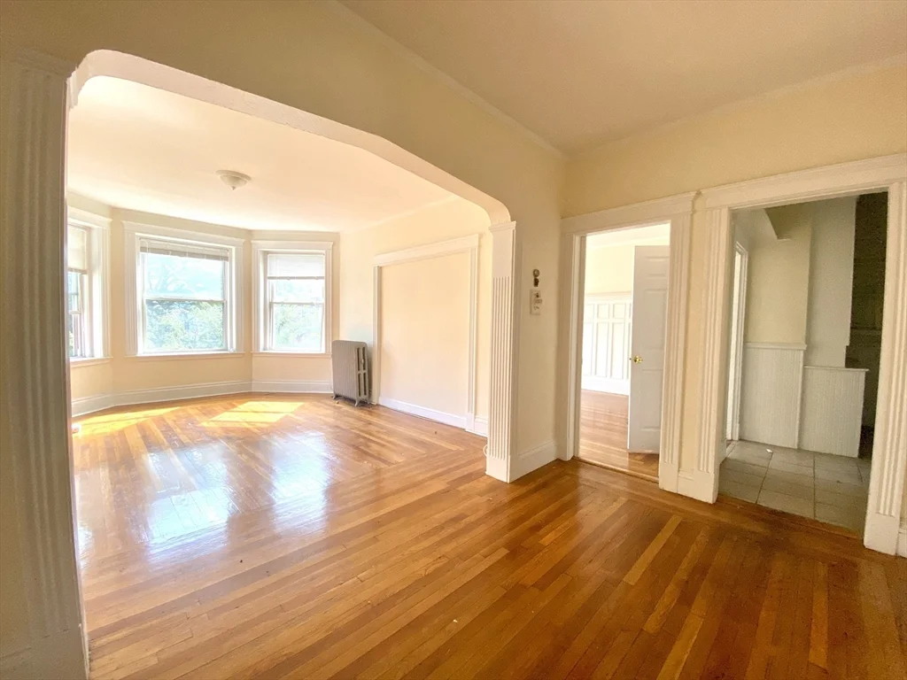 144 Coolidge St, Coolidge Corner
