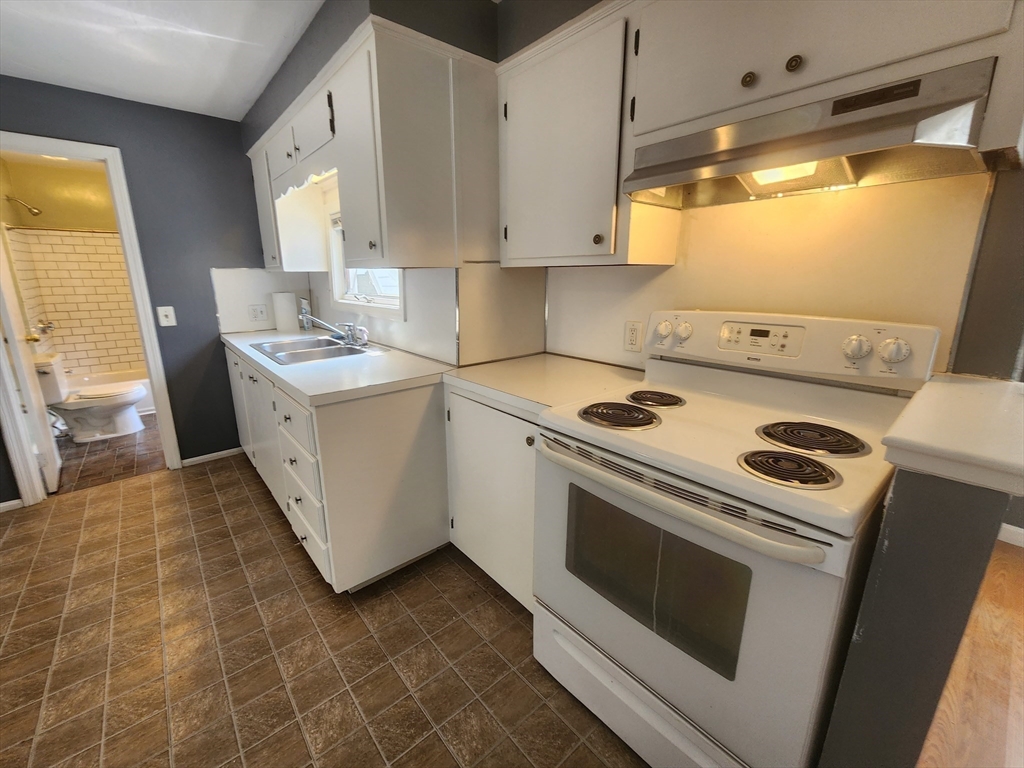 50-52 Alden St, Ashland