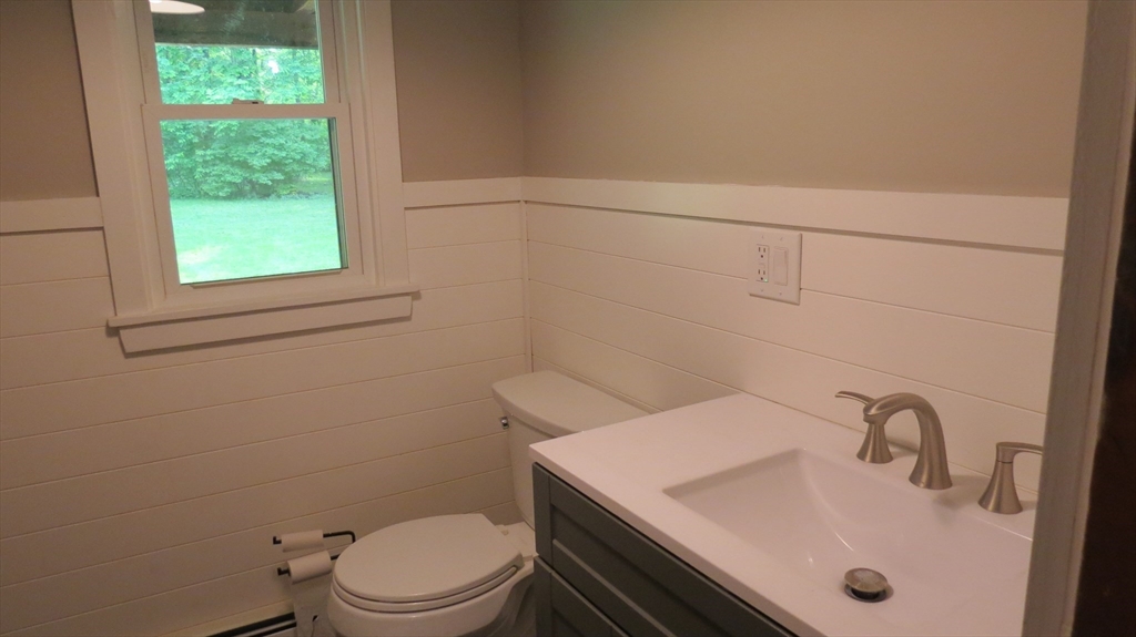 23 Archelaus Pl, West Newbury