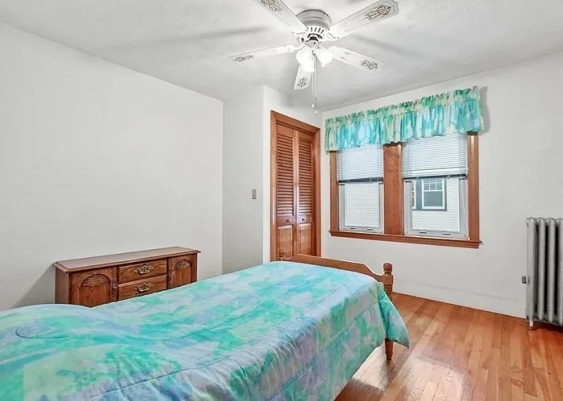 358-360 Arlington St, East Watertown