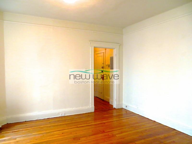 1191 Boylston St, Fenway