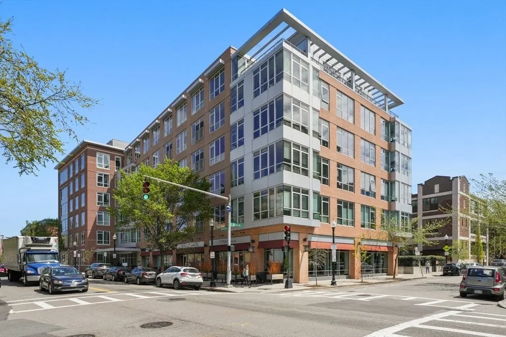 700 Harrison, South End