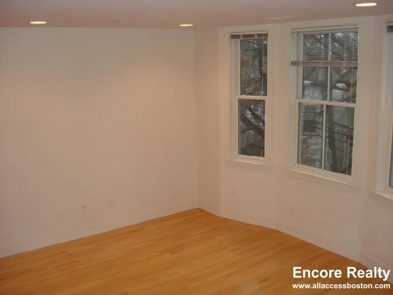 110 Second St, East Cambridge