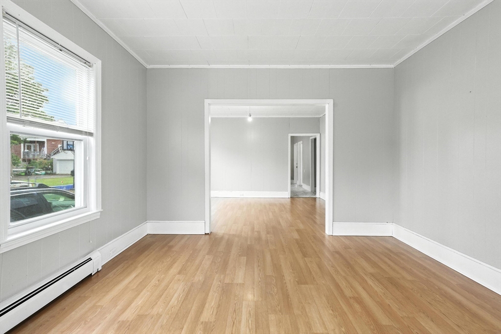 439 Lowell St, Lawrence